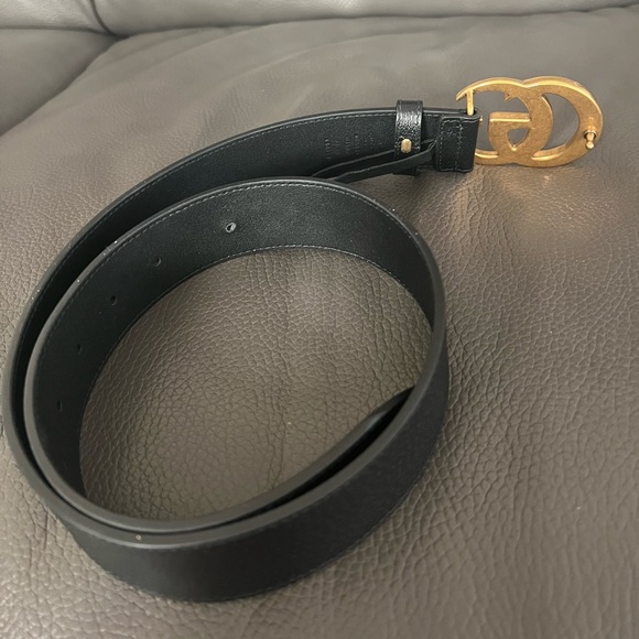 Sold- Authentic Gucci Marmont Large Black Leather GG Belt - Picture 7 of 9